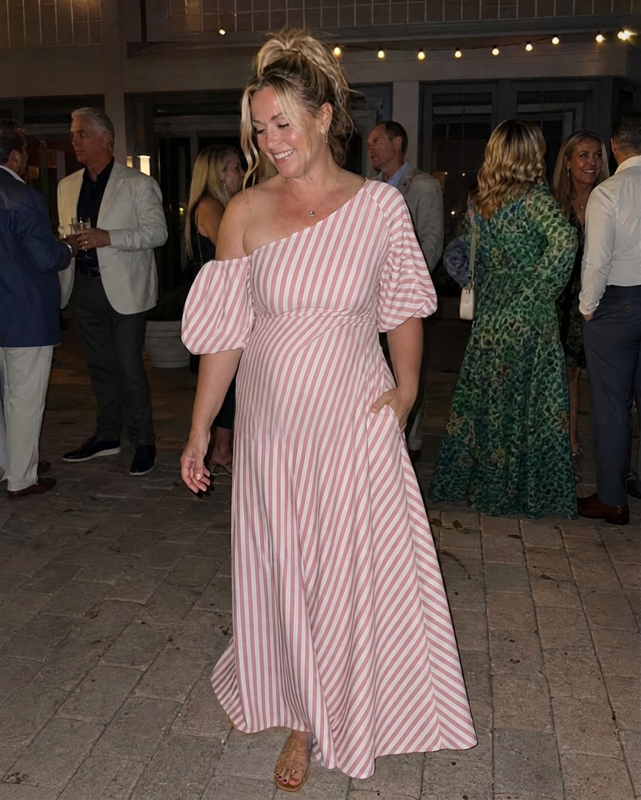 Heidi | Raidallinen Olkaimeton Midimekko Puhvihihoilla