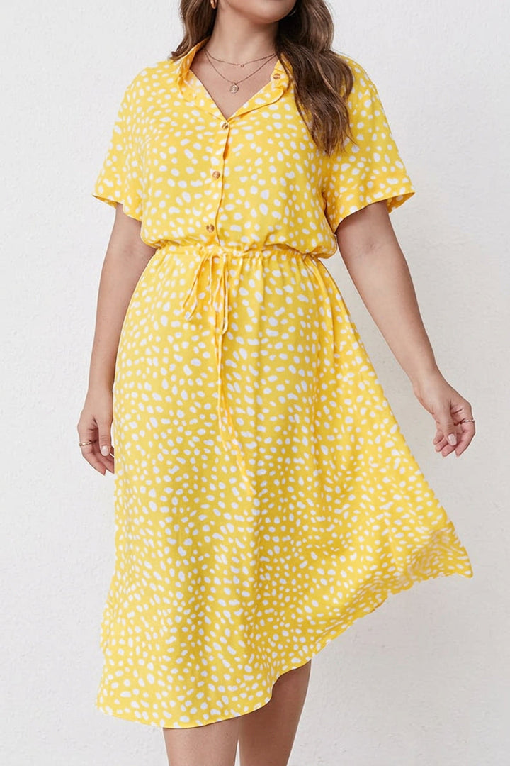 Tiina | Pilkullinen Mekko Kiristysnauhalla
