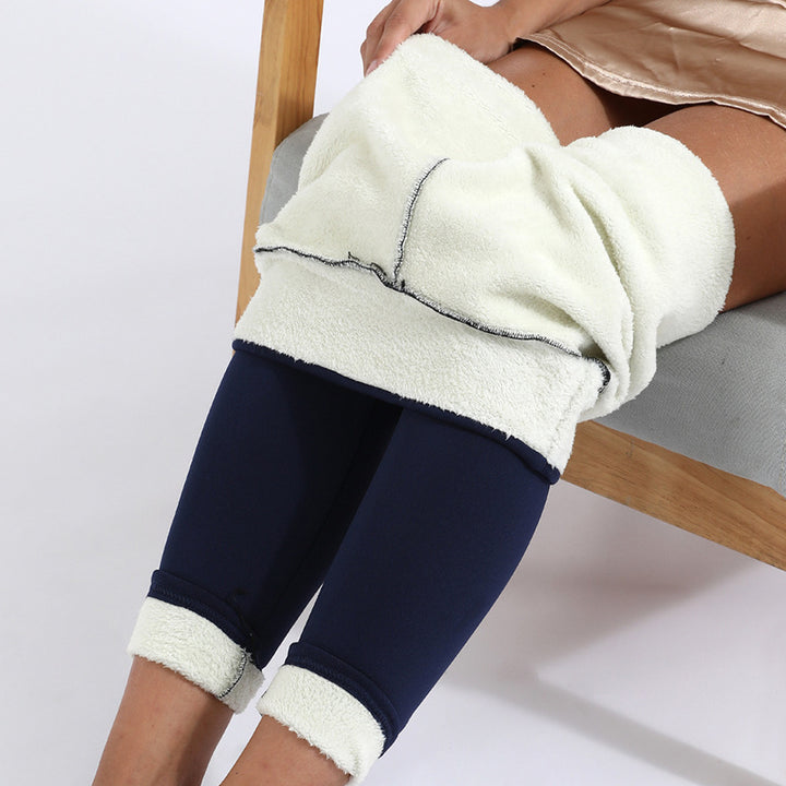 Paksut fleecevuoratut talvileggingsit