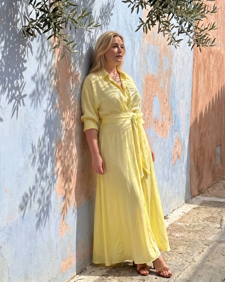 Ilona | Kietaisumekko Vyöllä ja Pitkillä Hihoilla