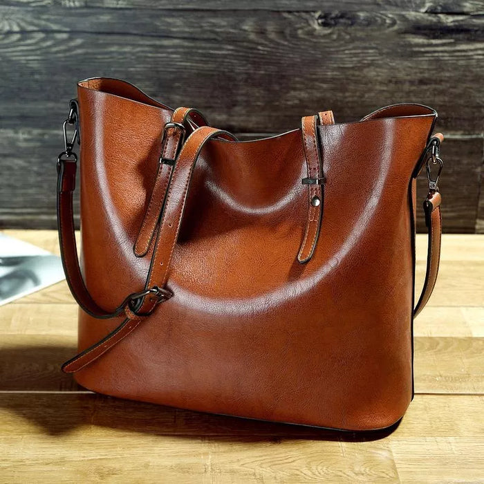Merja | Vintage-Tyylinen Nahkaolkalaukku Kansiläpällä