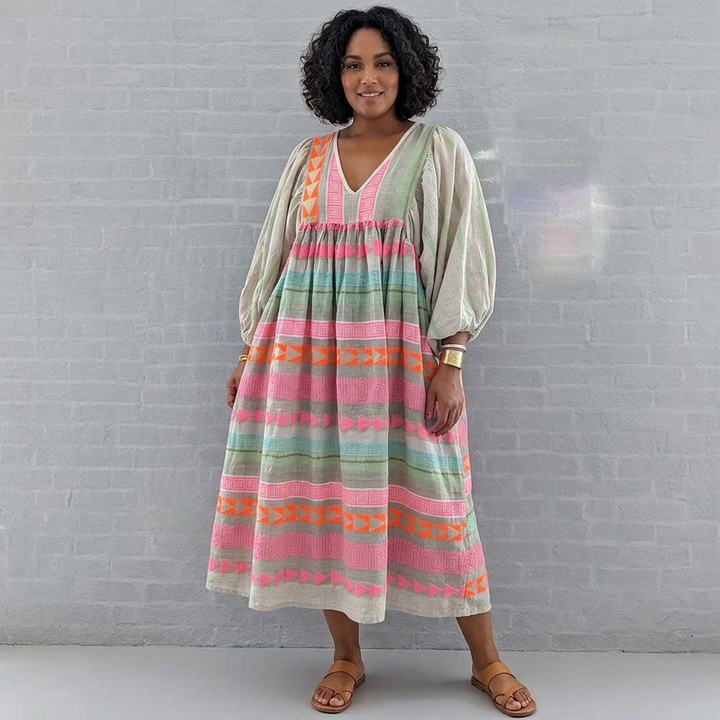 Maria | Värikäs Boho-mekko Ilmavilla Hihoilla