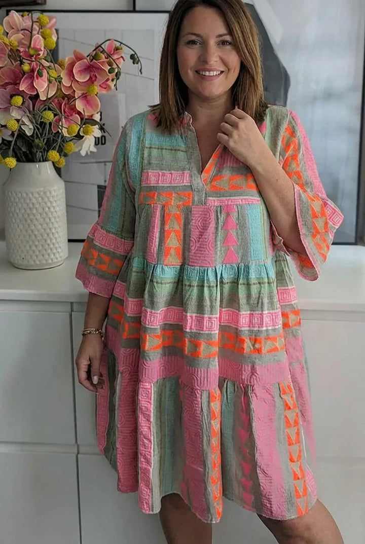 Kaisa | Vintage-tyylinen Printtimekko V-aukolla