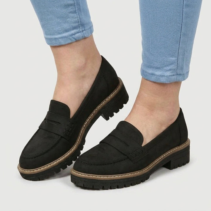 Laura | Ajattomat Loaferit Liukumattomalla Pohjalla